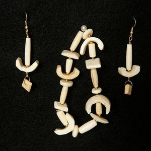 Camelbone earrings and bracelet set